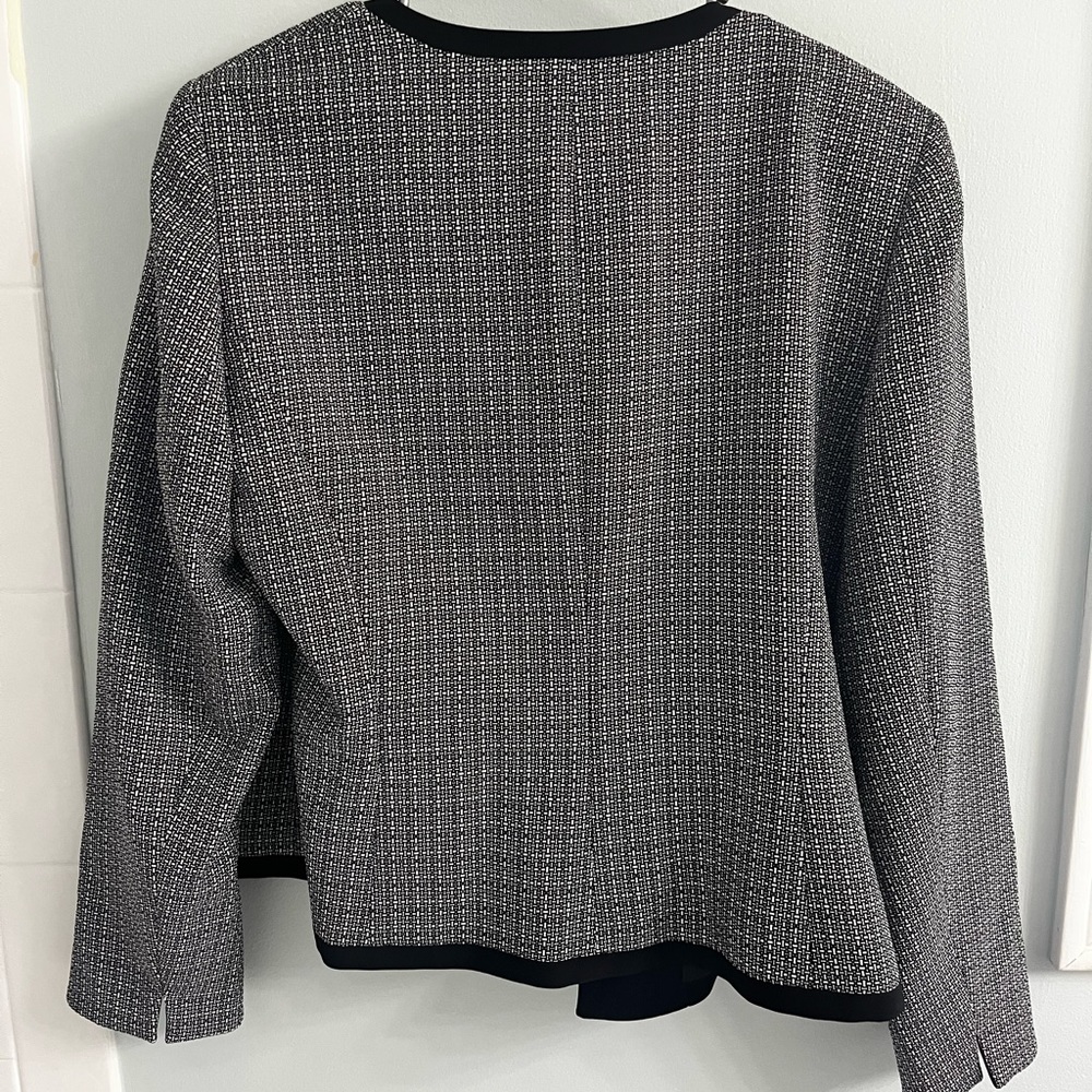 Kasper women’s blazer - Picture 2 of 3